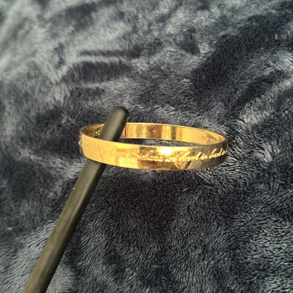 Kate Spade ♠️"THERE'S STRENGTH IN NUMBERS" 14kt Gold Plated Scripted Bangle! - Picture 5 of 5